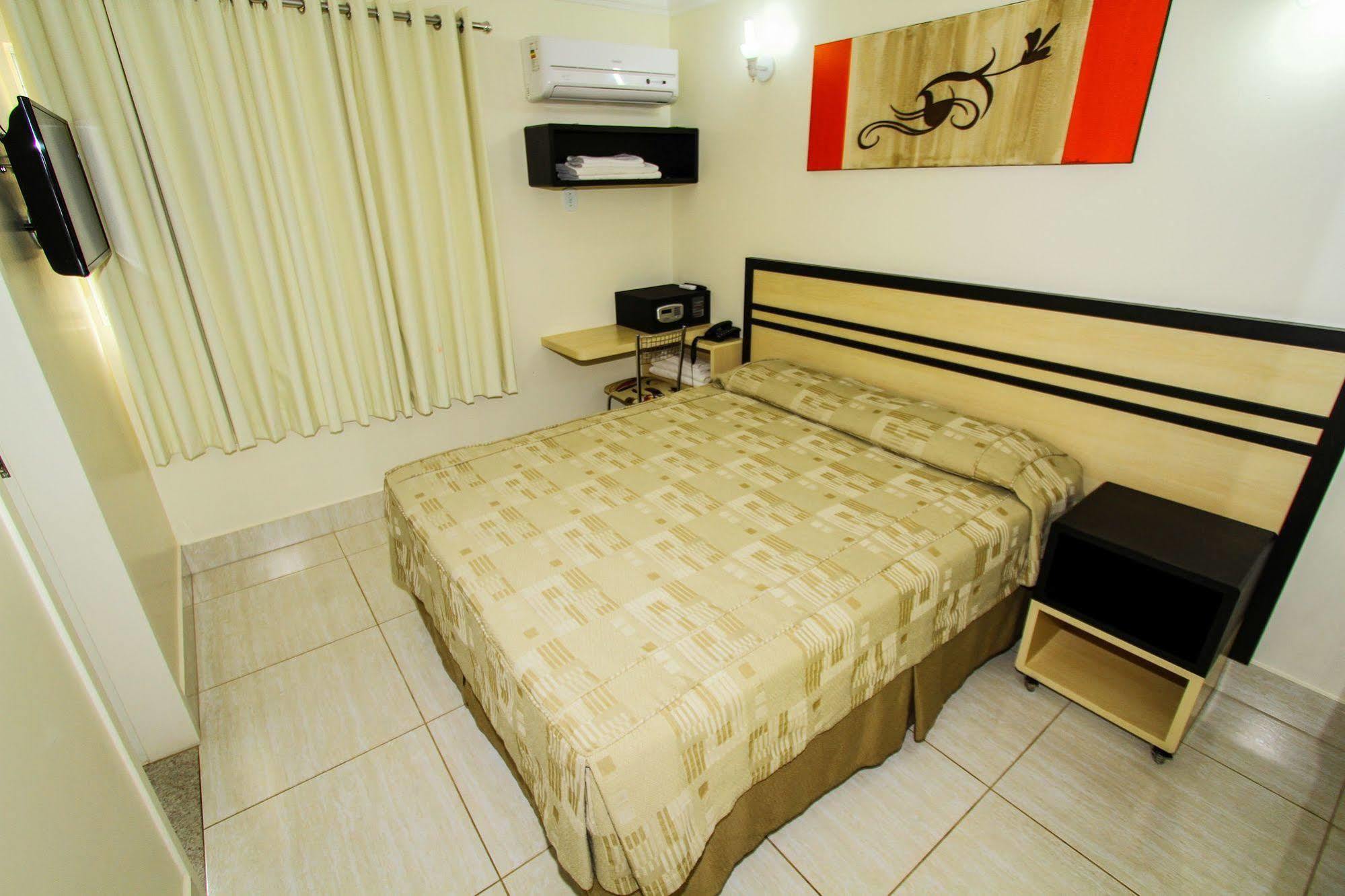 Di Roma Resorts - Reis Imoveis Caldas Novas Extérieur photo
