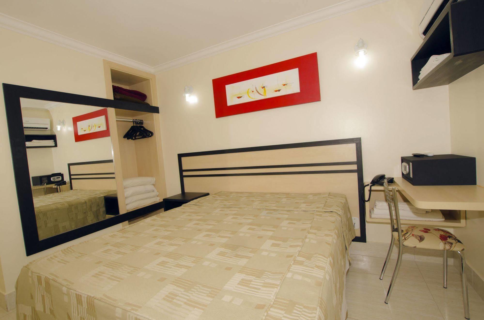 Di Roma Resorts - Reis Imoveis Caldas Novas Extérieur photo